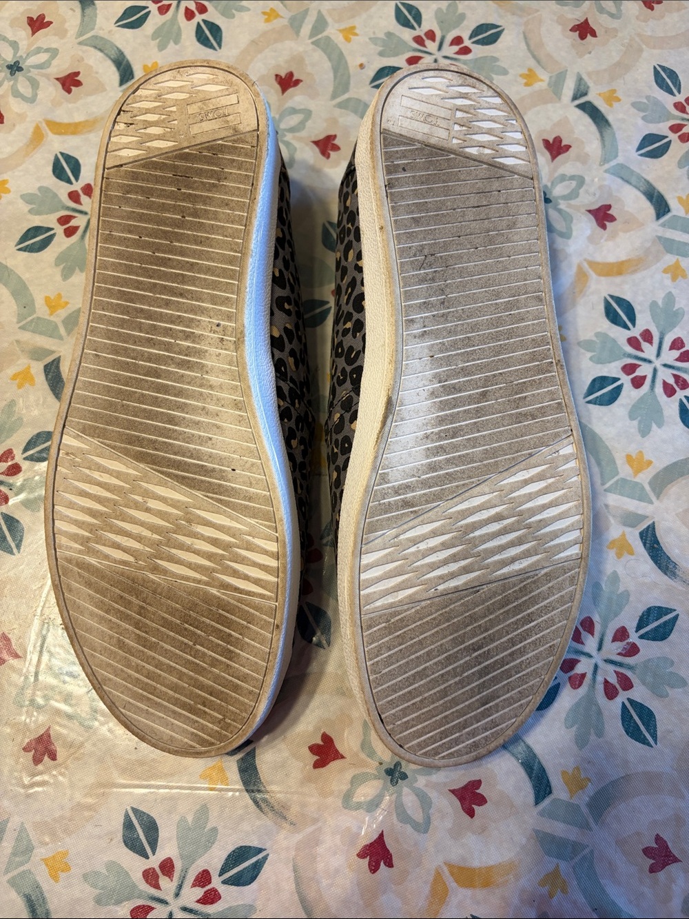 TOMS Women's Gray Leopard Canvas Slip-Ons - Picture 2 of 3